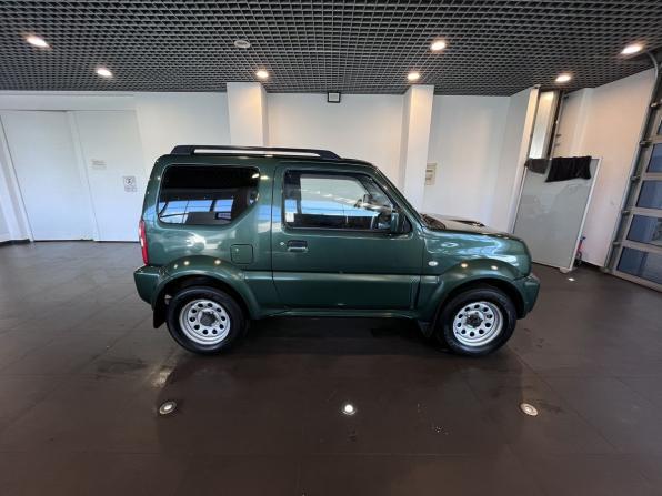 Suzuki Jimny III Рестайлинг 2 с пробегом 2013 года, цена 1 394 000 рублей, 106457 км, внедорожник, Автокод Объявления