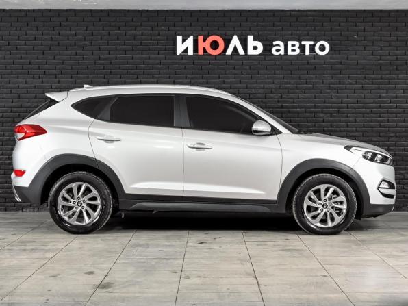 Hyundai Tucson III с пробегом 2017 года, цена 2 100 000 рублей, 90140 км, внедорожник, Автокод Объявления