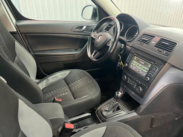 Skoda Yeti I Рестайлинг с пробегом 2014 года, цена 990 000 рублей, 205000 км, внедорожник, Автокод Объявления