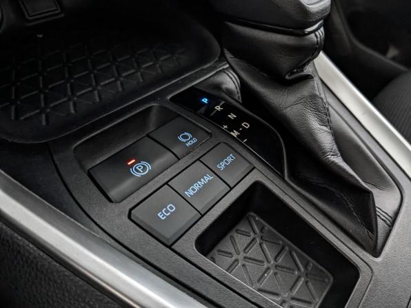 Toyota RAV4 V (XA50) с пробегом 2021 года, цена 2 755 000 рублей, 77458 км, внедорожник, Автокод Объявления
