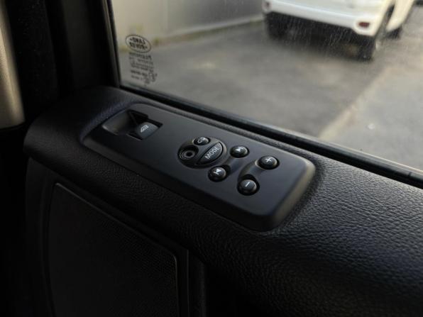 Land Rover Discovery IV с пробегом 2010 года, цена 1 340 000 рублей, 250000 км, внедорожник, Автокод Объявления