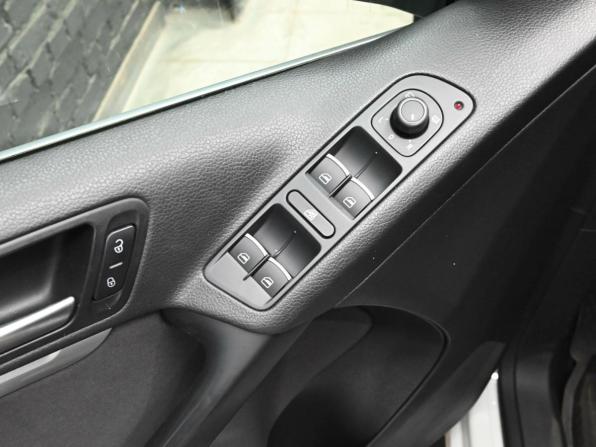Volkswagen Tiguan I Рестайлинг с пробегом 2015 года, цена 1 900 000 рублей, 113500 км, внедорожник, Автокод Объявления