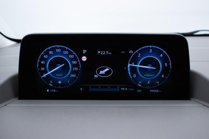 Hyundai Staria I с пробегом 2022 года, цена 4 754 466 рублей, 99000 км, минивэн, Автокод Объявления