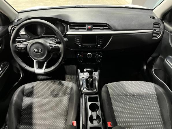 Kia Rio IV с пробегом 2018 года, цена 1 000 000 рублей, 69000 км, седан, Автокод Объявления