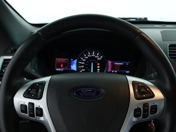 Ford Explorer V с пробегом 2013 года, цена 1 900 000 рублей, 194243 км, внедорожник, Автокод Объявления