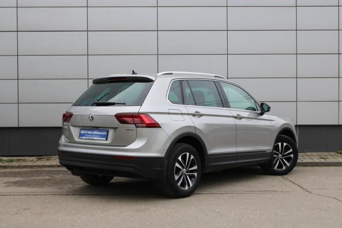 Volkswagen Tiguan II с пробегом 2019 года, цена 2 895 000 рублей, 74112 км, внедорожник, Автокод Объявления