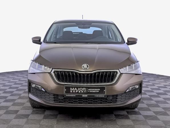 Skoda Rapid II с пробегом 2022 года, цена 2 140 000 рублей, 25059 км, лифтбек, Автокод Объявления