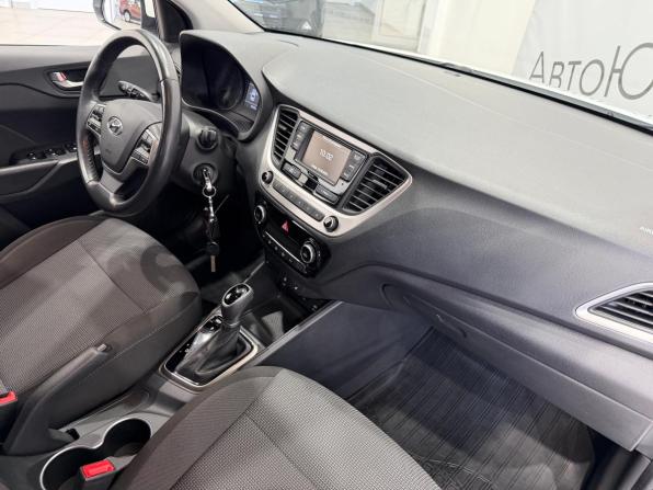 Hyundai Solaris II с пробегом 2019 года, цена 1 199 000 рублей, 80622 км, седан, Автокод Объявления