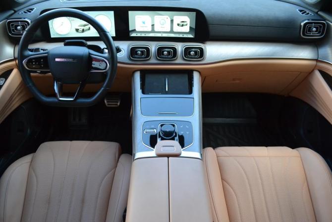 Jaecoo J8 с пробегом 2024 года, цена 3 150 000 рублей, 15880 км, внедорожник, Автокод Объявления