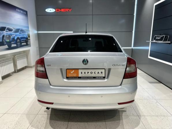 Skoda Octavia II (A5) Рестайлинг с пробегом 2012 года, цена 739 000 рублей, 215000 км, лифтбек, Автокод Объявления