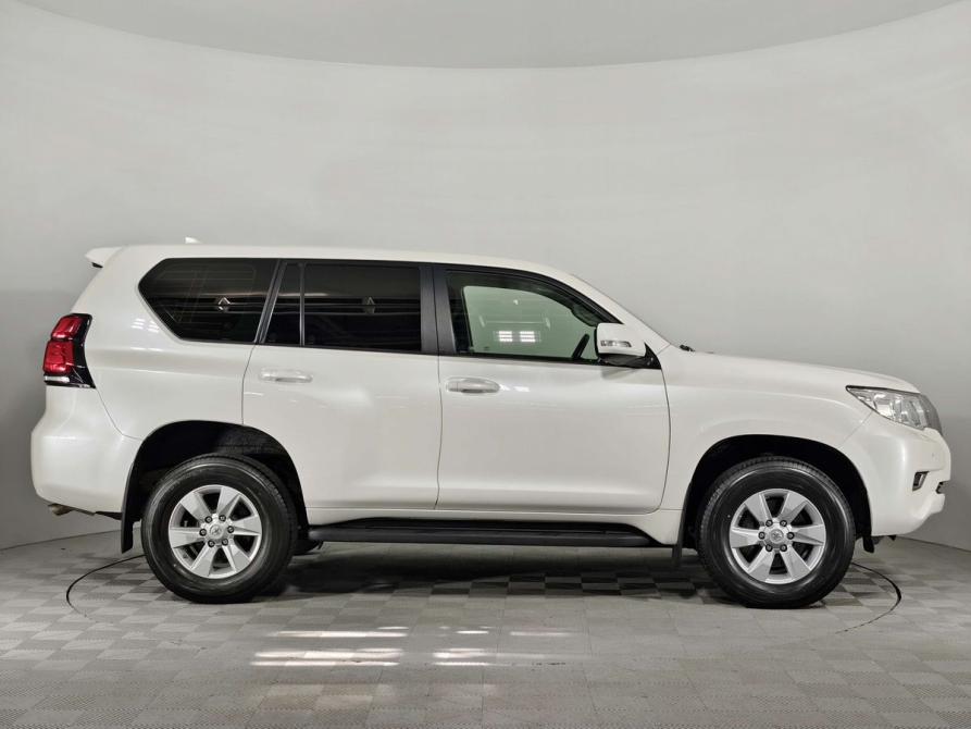 Toyota Land Cruiser Prado 150 Series Рестайлинг 2 Санкт-Петербург  - изображение 4