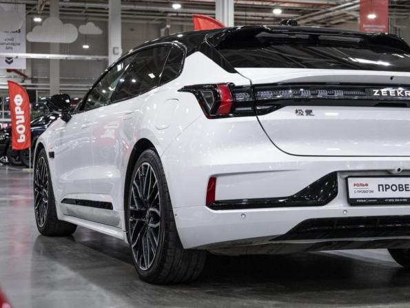 Zeekr 001 I с пробегом 2023 года, цена 4 460 000 рублей, 31369 км, лифтбек, Автокод Объявления
