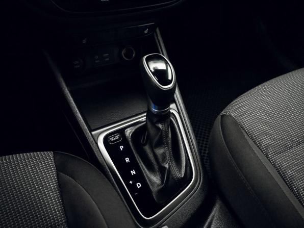 Hyundai Solaris II с пробегом 2018 года, цена 1 129 000 рублей, 229100 км, седан, Автокод Объявления