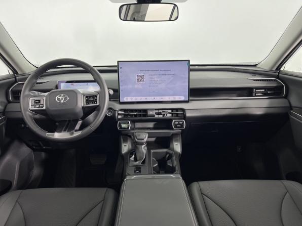 Toyota RAV4 VI (XA60) с пробегом 2026 года, цена 4 550 000 рублей, 10 км, внедорожник, Автокод Объявления