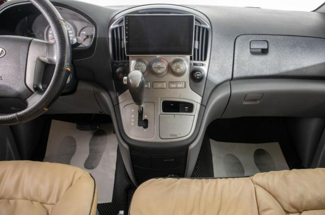 Hyundai Grand Starex I с пробегом 2008 года, цена 1 579 000 рублей, 360000 км, фургон, Автокод Объявления