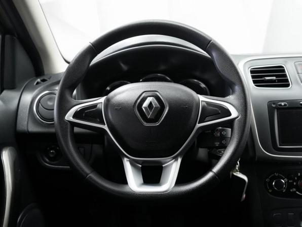 Renault Logan II Рестайлинг с пробегом 2022 года, цена 1 282 000 рублей, 74054 км, седан, Автокод Объявления