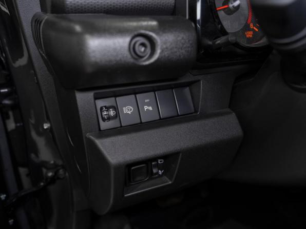 Suzuki Jimny IV с пробегом 2025 года, цена 4 050 000 рублей, 50 км, внедорожник, Автокод Объявления