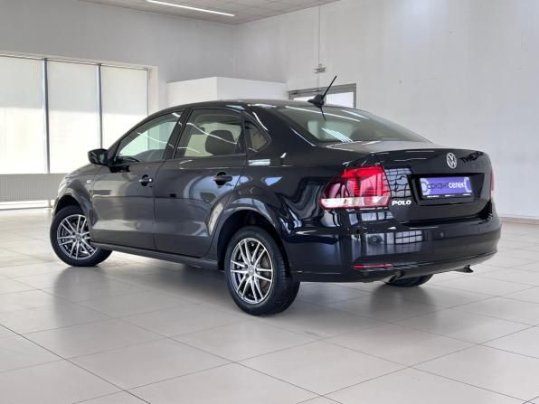 Volkswagen Polo V Рестайлинг с пробегом 2019 года, цена 1 090 000 рублей, 217800 км, седан, Автокод Объявления