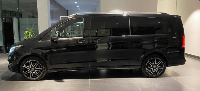 Mercedes-Benz V-Класс III (W447) Рестайлинг 2 с пробегом 2023 года, цена 15 950 000 рублей, 10 км, минивэн, Автокод Объявления