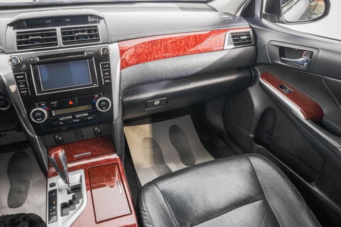 Toyota Camry VII (XV50) с пробегом 2012 года, цена 1 599 000 рублей, 320000 км, седан, Автокод Объявления