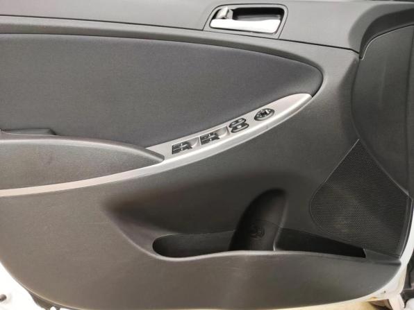Hyundai Solaris I Рестайлинг с пробегом 2014 года, цена 765 440 рублей, 189987 км, седан, Автокод Объявления
