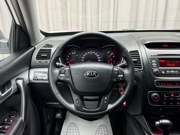 Kia Sorento II Рестайлинг с пробегом 2013 года, цена 1 999 000 рублей, 185000 км, внедорожник, Автокод Объявления