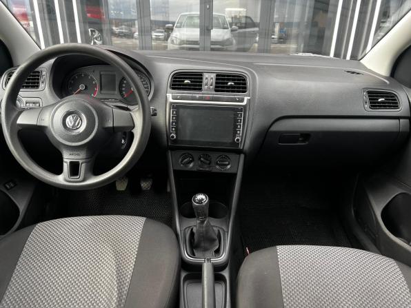 Volkswagen Polo V с пробегом 2014 года, цена 678 000 рублей, 141000 км, седан, Автокод Объявления