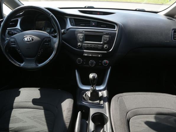 Kia Ceed II Рестайлинг с пробегом 2017 года, цена 1 150 000 рублей, 192000 км, универсал, Автокод Объявления