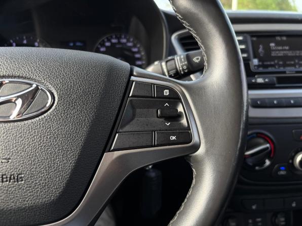 Hyundai Solaris II с пробегом 2018 года, цена 1 391 000 рублей, 86000 км, седан, Автокод Объявления