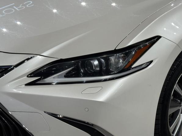 Lexus ES VII с пробегом 2020 года, цена 3 890 000 рублей, 73093 км, седан, Автокод Объявления