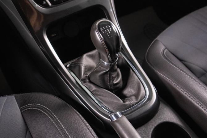Opel Astra H Рестайлинг с пробегом 2013 года, цена 699 000 рублей, 272000 км, хэтчбек, Автокод Объявления