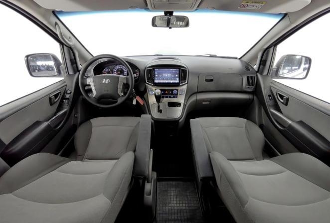 Hyundai H-1 II с пробегом 2015 года, цена 1 640 000 рублей, 352777 км, минивэн, Автокод Объявления