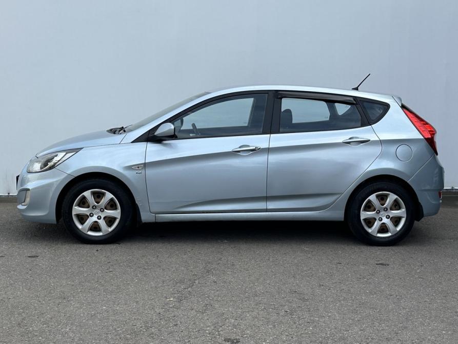 Hyundai Solaris I Москва  - изображение 8