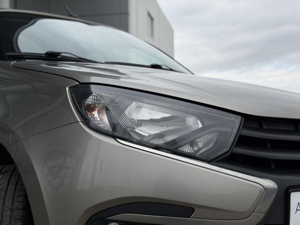 Lada (ВАЗ) Granta I Рестайлинг с пробегом 2021 года, цена 755 000 рублей, 124000 км, лифтбек, Автокод Объявления