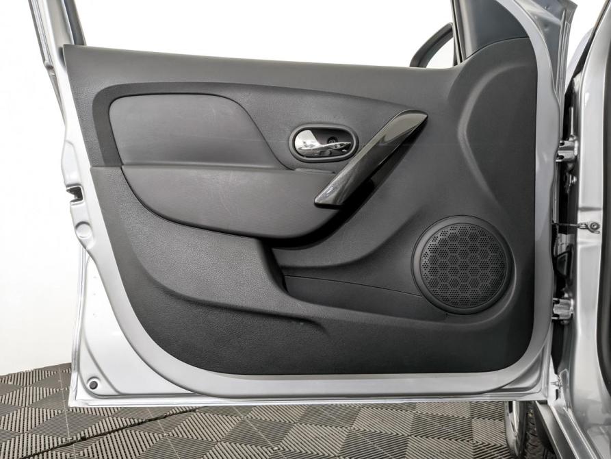 Renault Sandero II Рестайлинг Москва  - изображение 19