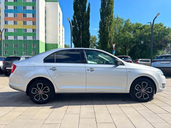 Skoda Rapid I с пробегом 2014 года, цена 907 300 рублей, 130923 км, лифтбек, Автокод Объявления