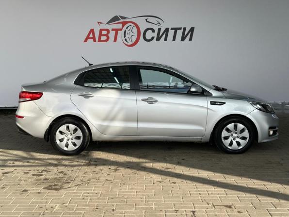 Kia Rio III Рестайлинг с пробегом 2015 года, цена 1 110 000 рублей, 48000 км, седан, Автокод Объявления