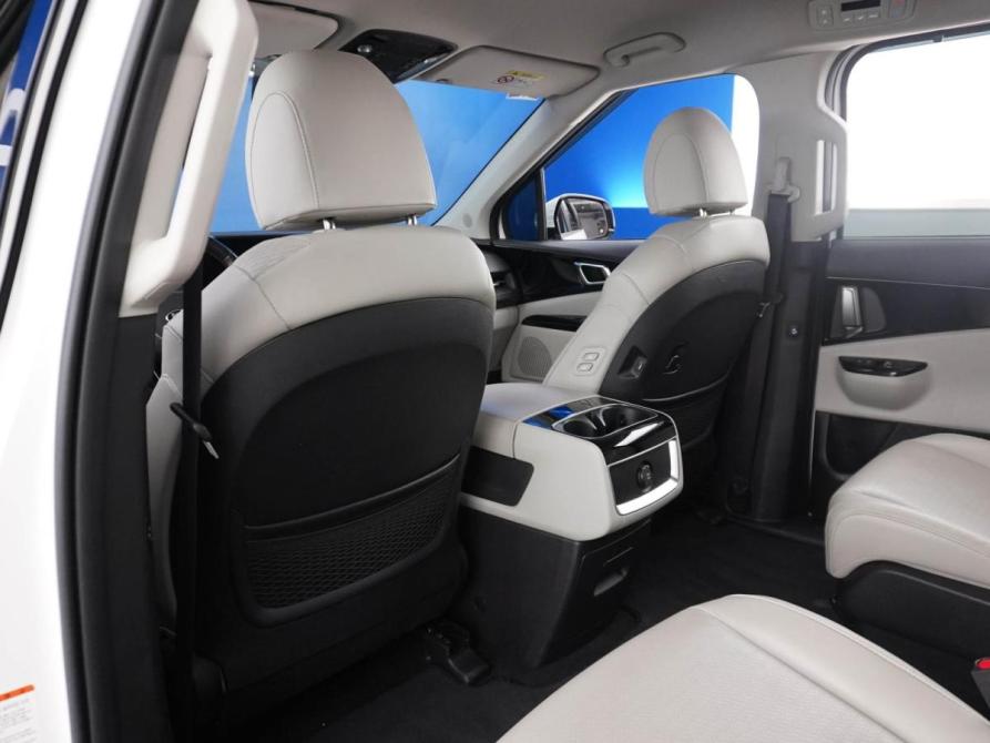 Kia Carnival IV Москва  - изображение 13