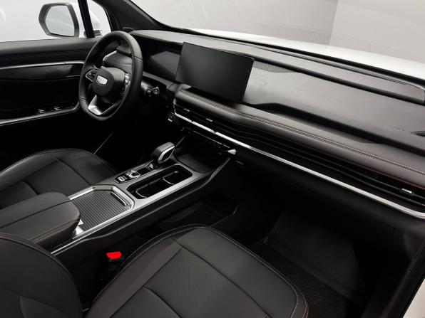 Geely Okavango I Рестайлинг с пробегом 2024 года, цена 2 747 000 рублей, 34450 км, внедорожник, Автокод Объявления