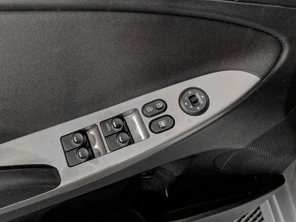 Hyundai Solaris I Рестайлинг с пробегом 2014 года, цена 852 000 рублей, 129341 км, седан, Автокод Объявления