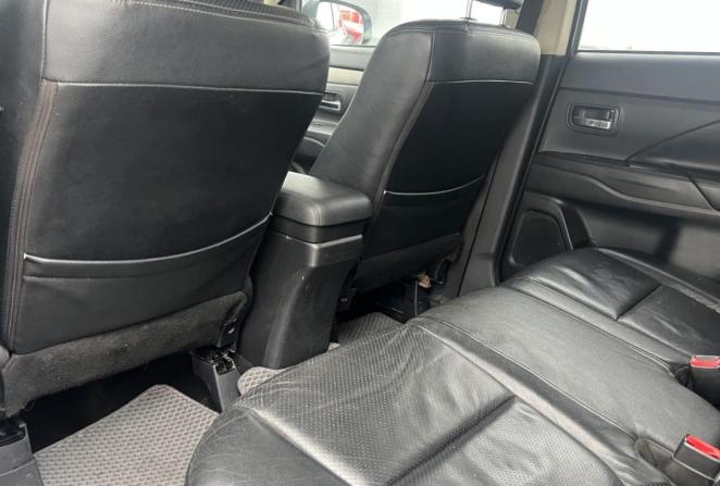 Mitsubishi Outlander II Рестайлинг с пробегом 2012 года, цена 1 300 000 рублей, 223375 км, внедорожник, Автокод Объявления