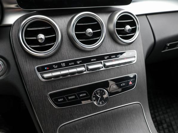 Mercedes-Benz C-Класс IV (W205) Рестайлинг с пробегом 2018 года, цена 2 698 000 рублей, 115701 км, седан, Автокод Объявления