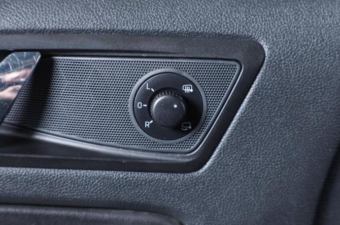 Skoda Yeti I Рестайлинг с пробегом 2016 года, цена 1 449 000 рублей, 85000 км, внедорожник, Автокод Объявления