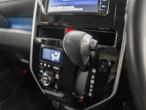 Toyota Roomy I с пробегом 2019 года, цена 1 075 000 рублей, 101796 км, микровэн, Автокод Объявления