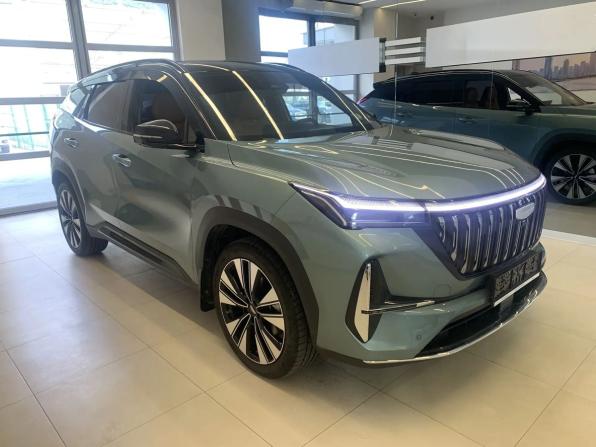 Geely Atlas II с пробегом 2025 года, цена 2 600 000 рублей, 25568 км, внедорожник, Автокод Объявления