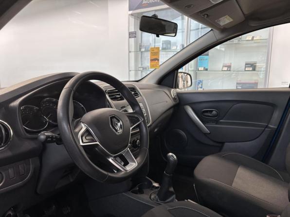 Renault Sandero II Рестайлинг с пробегом 2020 года, цена 1 099 000 рублей, 115130 км, хэтчбек, Автокод Объявления