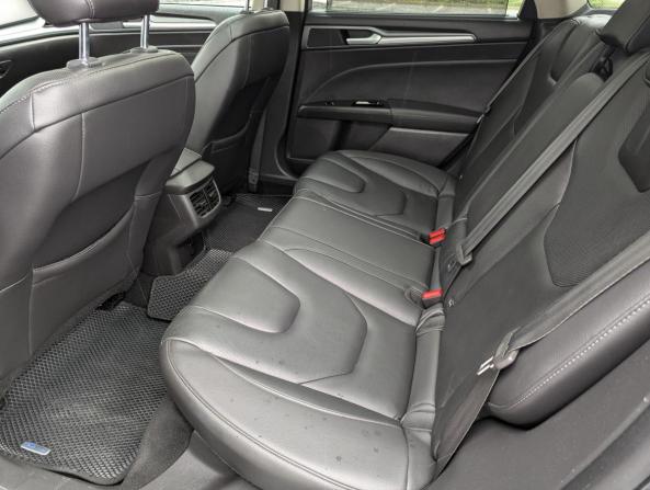 Ford Mondeo V с пробегом 2018 года, цена 1 587 000 рублей, 140481 км, универсал, Автокод Объявления