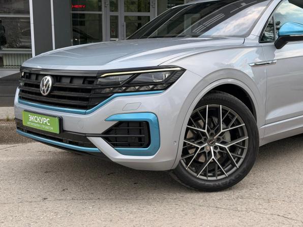 Volkswagen Touareg III с пробегом 2018 года, цена 4 930 000 рублей, 119000 км, внедорожник, Автокод Объявления