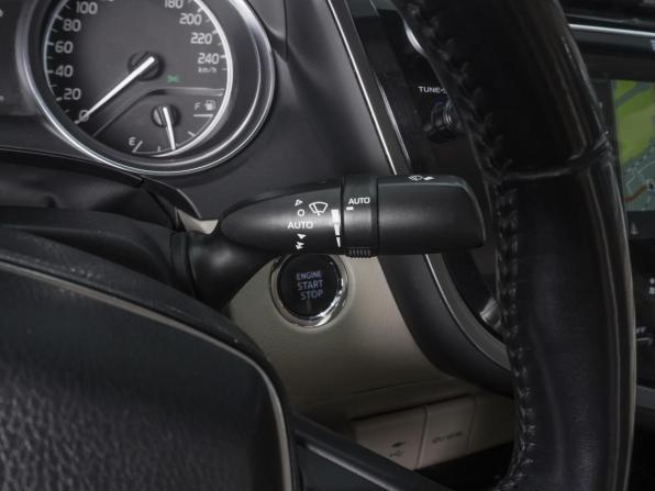 Toyota Camry VIII (XV70) с пробегом 2019 года, цена 2 760 000 рублей, 132316 км, седан, Автокод Объявления