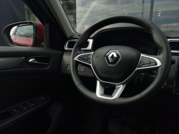 Renault Arkana I с пробегом 2021 года, цена 1 730 000 рублей, 34600 км, внедорожник, Автокод Объявления